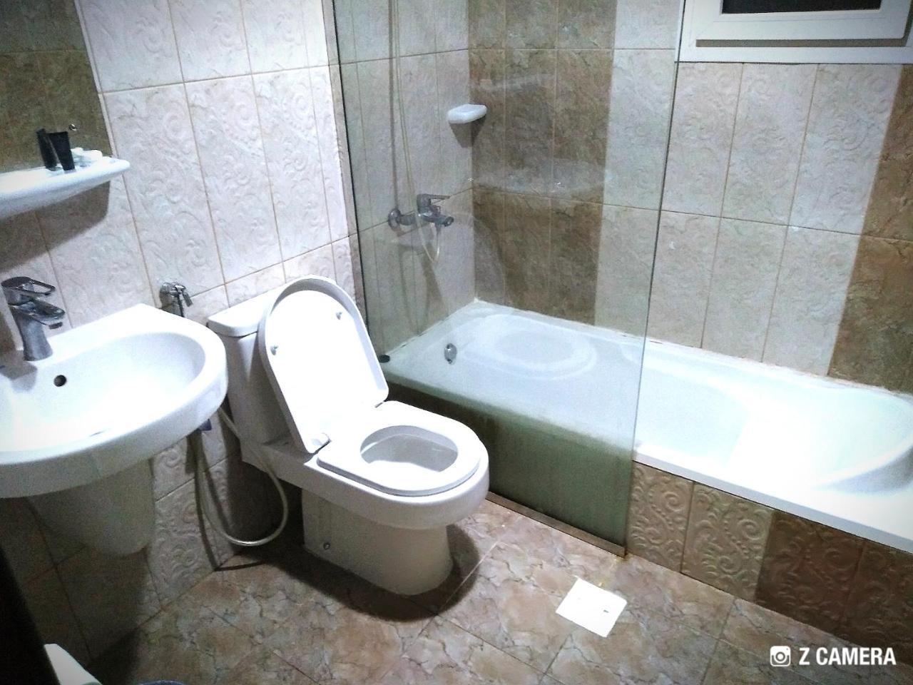 Al Mabila Hotel Seeb Luaran gambar