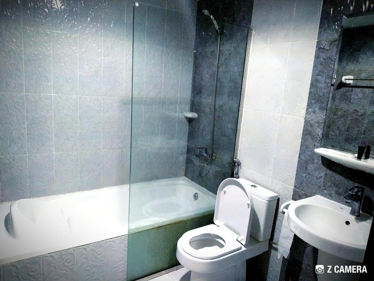 Al Mabila Hotel Seeb Luaran gambar