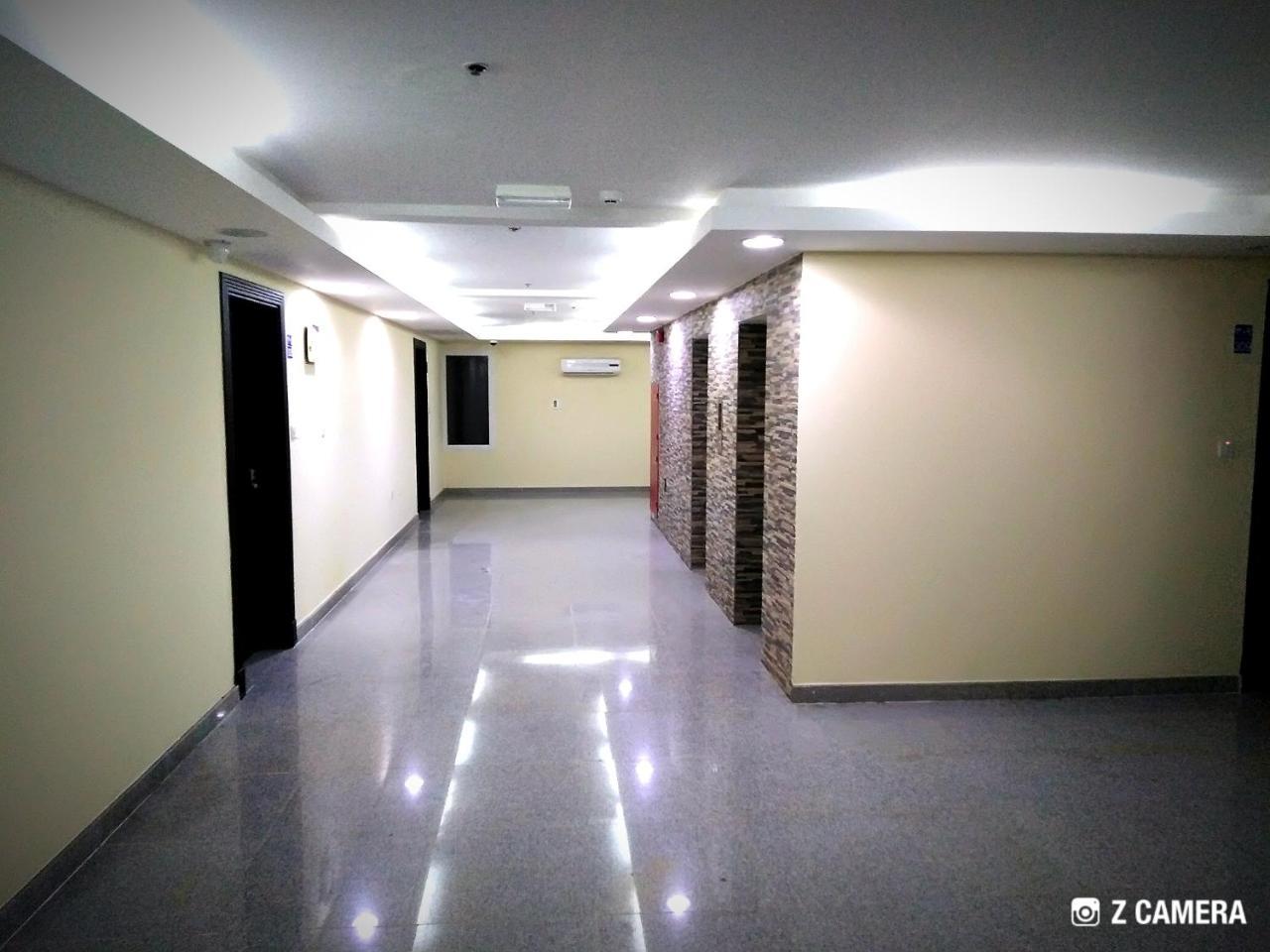 Al Mabila Hotel Seeb Luaran gambar